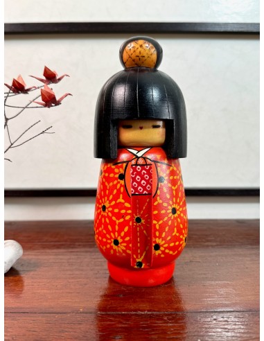 Kokeshi Créative Vintage de Kazuo Tamikazawa | Kimono rouge solde